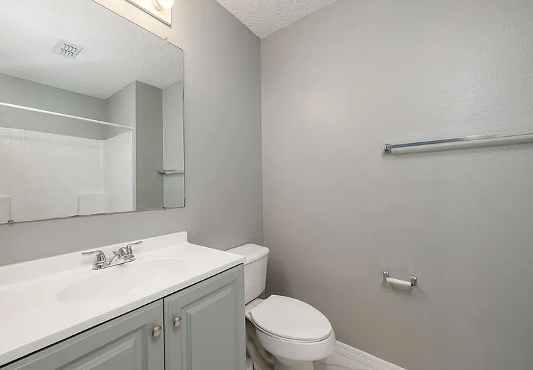 1122 Alloway Ave — Photo 5