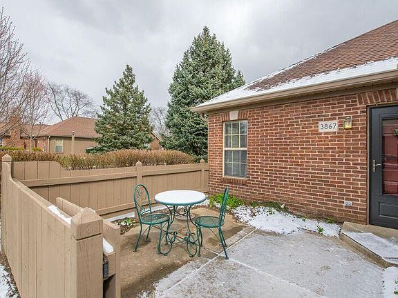 2nd image of 3867 Ivygate Pl