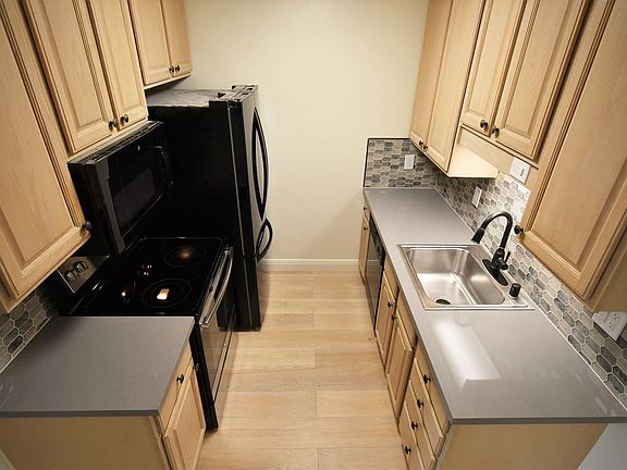 5th image of 201 W Prospect Ave APT 10