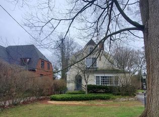 562 Hill Ter, Winnetka, IL 60093