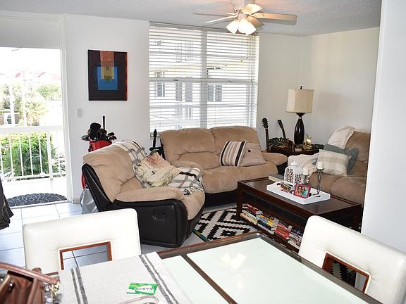 2nd image of 1131 SE 4th St #3060