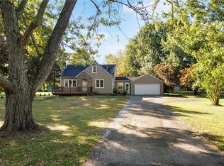 2782 Wadsworth Rd, Barberton, OH 44203