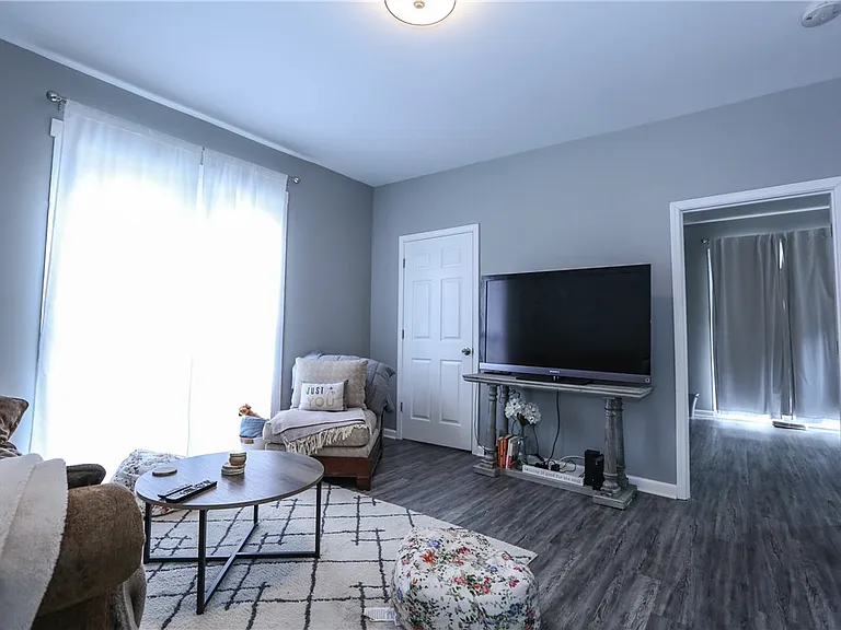 36 Tracy St #DOWN — Photo 12