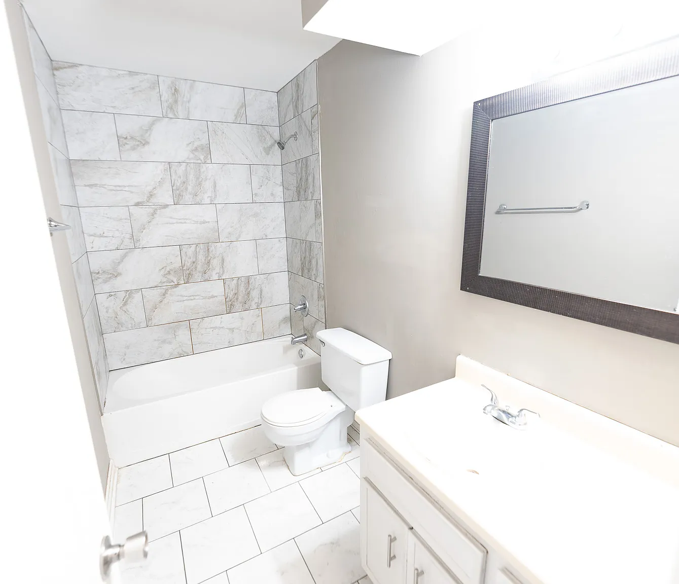 2 bed, 1.5 bath, 1000 sqft, $1,025 — Photo 4