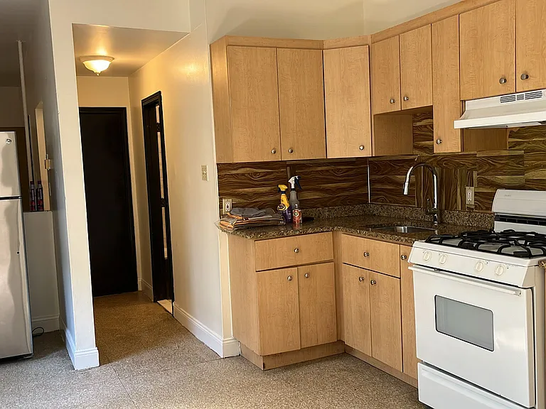 123 Chestnut St #3 — Photo 1