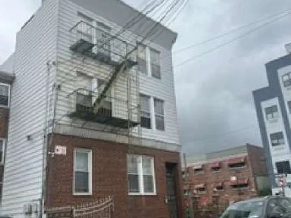 3651 Holland Ave, Bronx, NY 10467