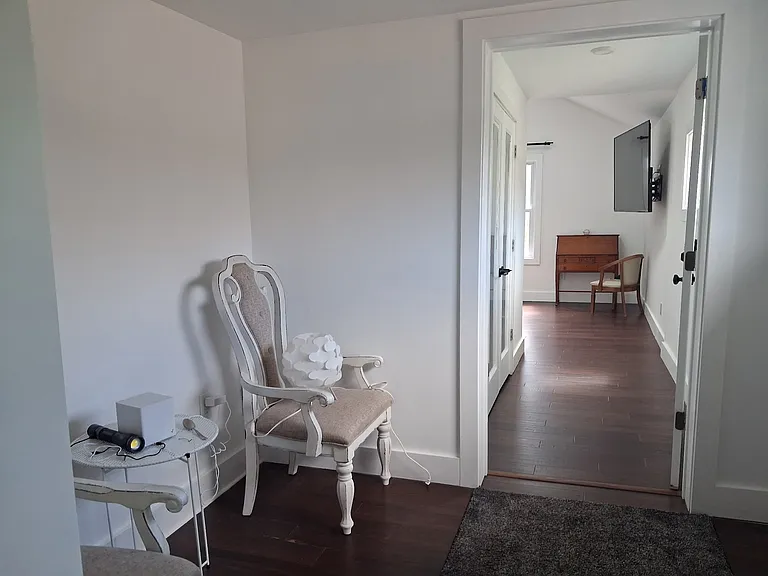 105 Summit Ave — Photo 4