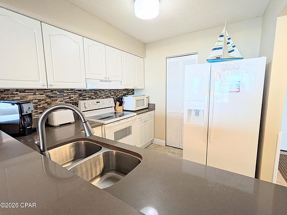 4th image of 7205 Thomas Dr Unit C305