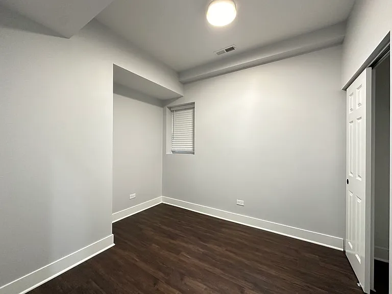 2171 W Wilson Ave #6H — Photo 12