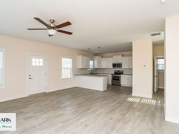 4th image of 169 Ruthaven Dr
