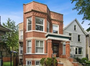 1237 W Victoria St, Chicago, IL 60660