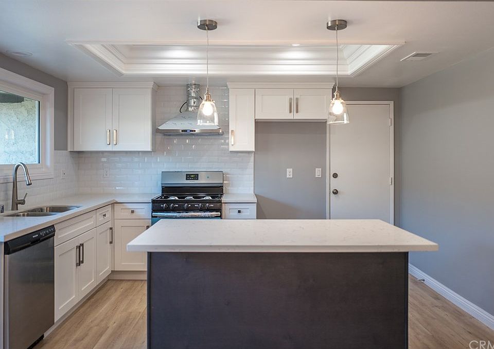 1st image of 4831 Agnes Ave Unit A