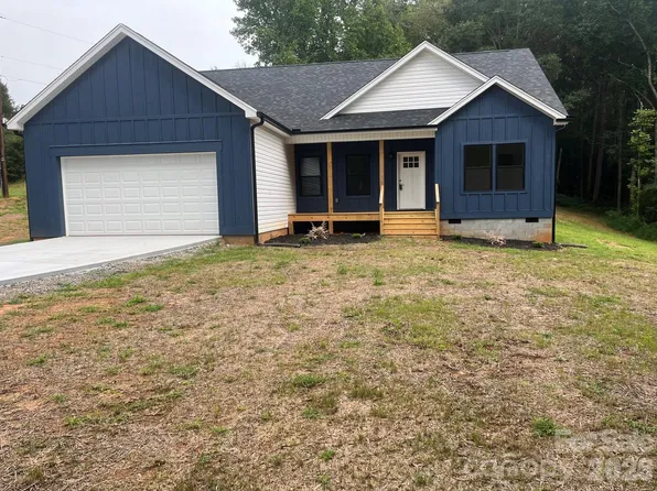 914 Old Hollis Rd, Ellenboro, NC 28040