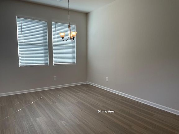 3rd image of 352 Aimes Dr