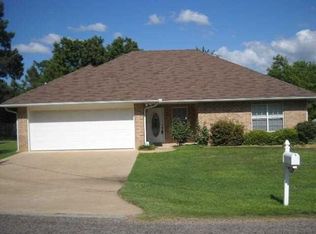 314 S Pecan St, White Oak, TX 75693