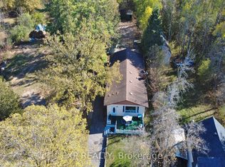 96 Constance Lake Rd, Ottawa, ON K2K1X7