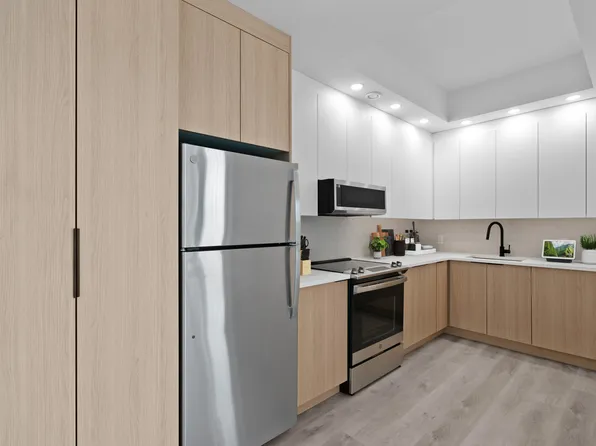 26-46 4th Street image 6 of 22