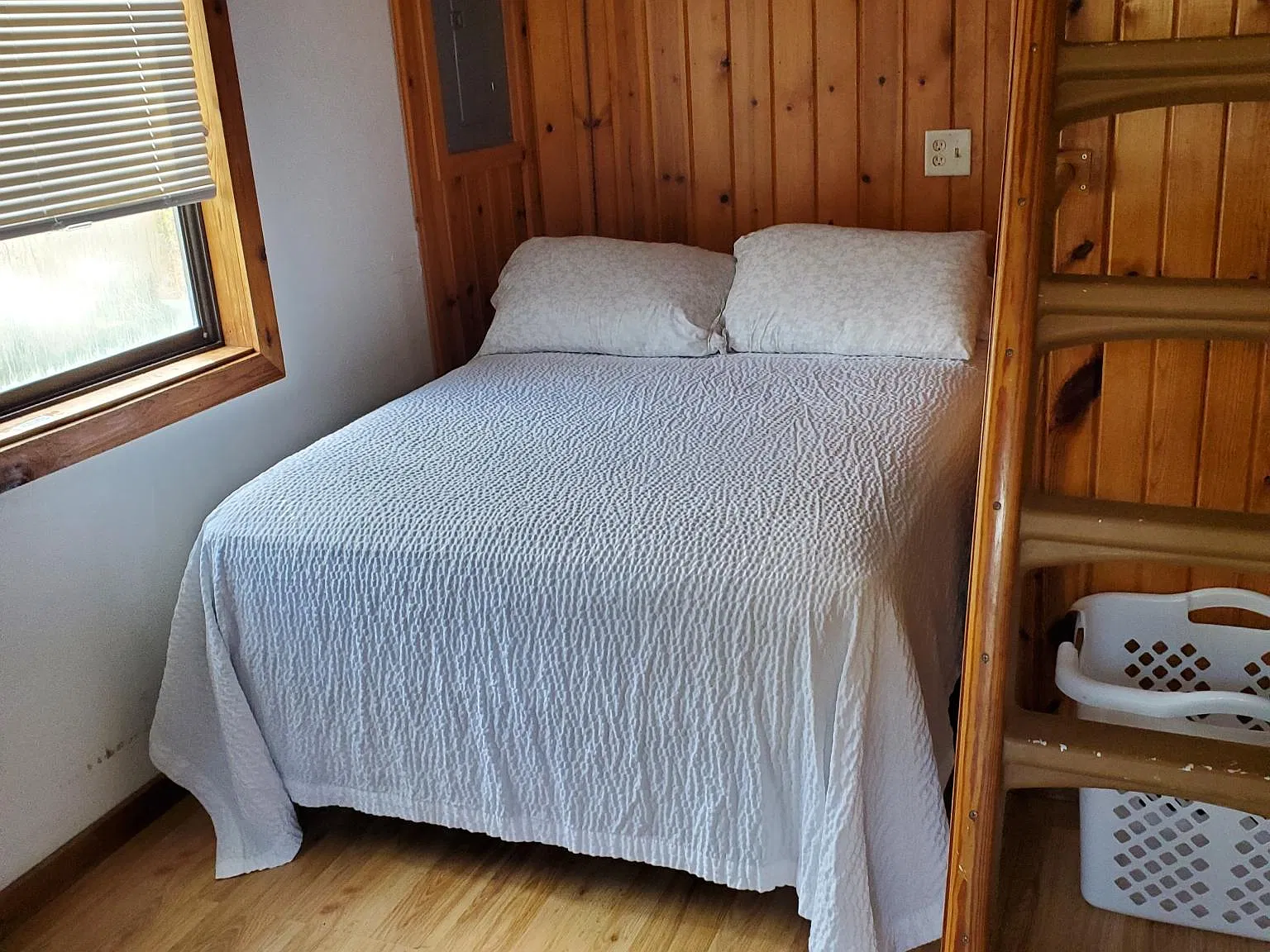 1 bed, 300 sqft, $1,100 — Photo 4