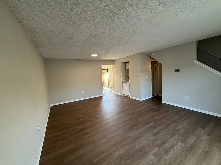 7420 Woodburn Ct #25 — Photo 7