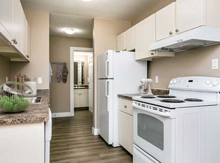 4559 32nd Ave NW, Edmonton, AB T6L5N6