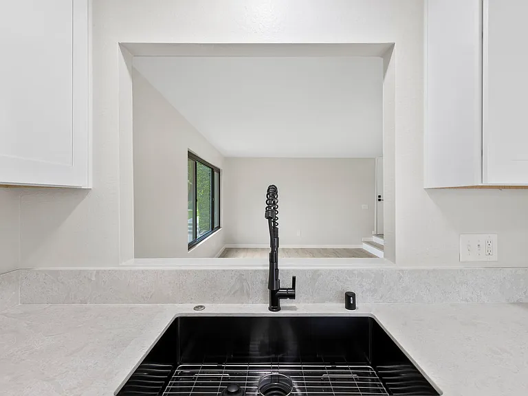 2524 Ocean Cove Dr — Photo 9