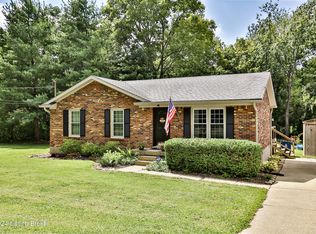 121 Jeptha Knob Rd, Shelbyville, KY 40065