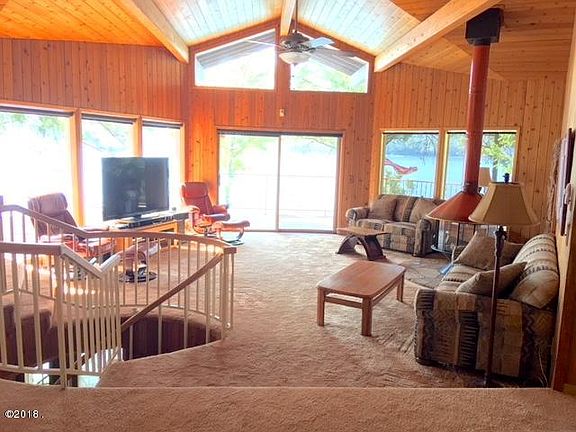 4th image of 2846 Rest Haven Dr