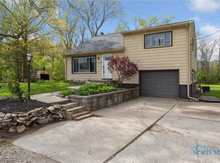 24203 W Reservation Line Rd, Curtice, OH 43412