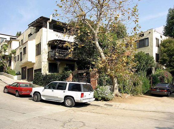 2nd image of 1920 N Las Palmas Ave