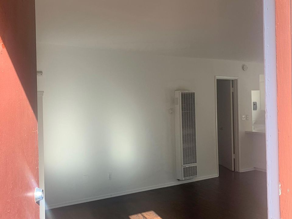 1st image of 7062 Fenway Dr #13