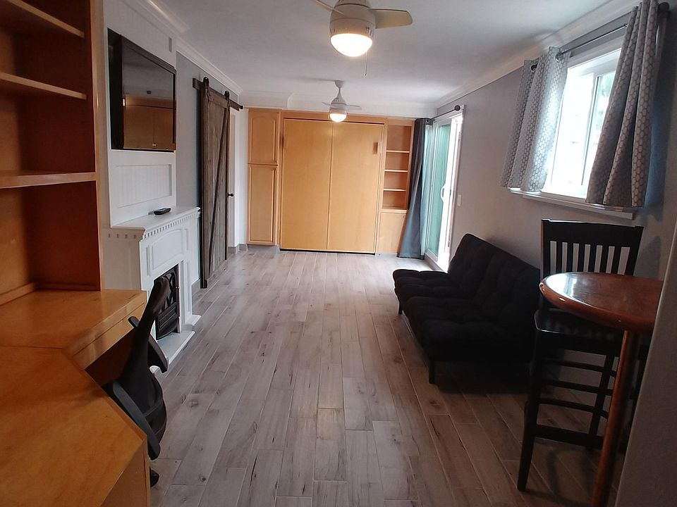 Granny never had it so good! Spacious floor plan... 