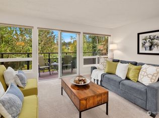 550 Elm Way APT 409, Edmonds, WA 98020