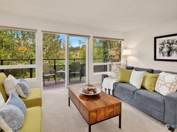 550 Elm Way #409, Edmonds, WA 98020