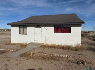 514 Laredo St, Carlsbad, NM 88220