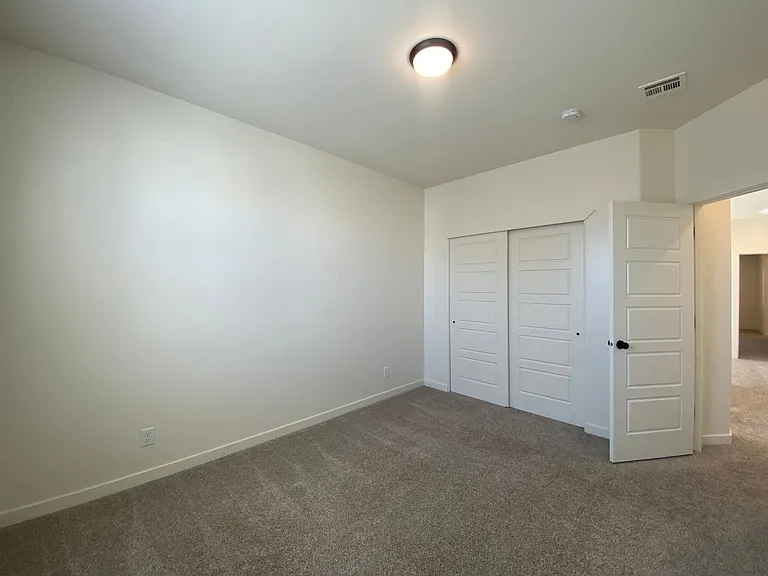 767 W Scarlet Hill Dr — Photo 31