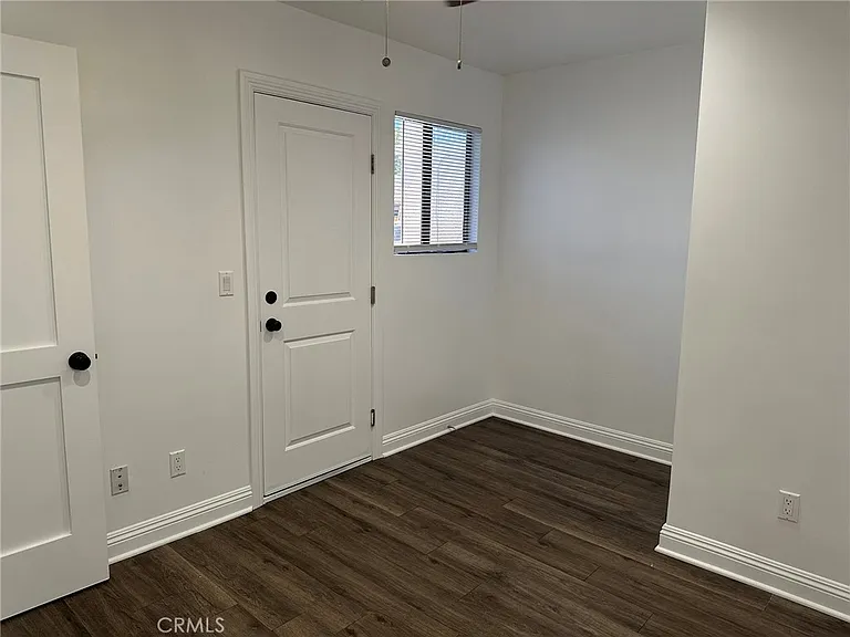 1819 Gramercy Ave #B — Photo 18