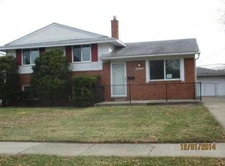33932 Viceroy Dr, Sterling Heights, MI 48310