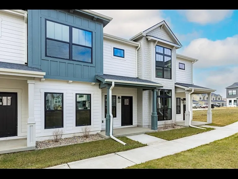 2724 SW 24th Ln — Photo 36