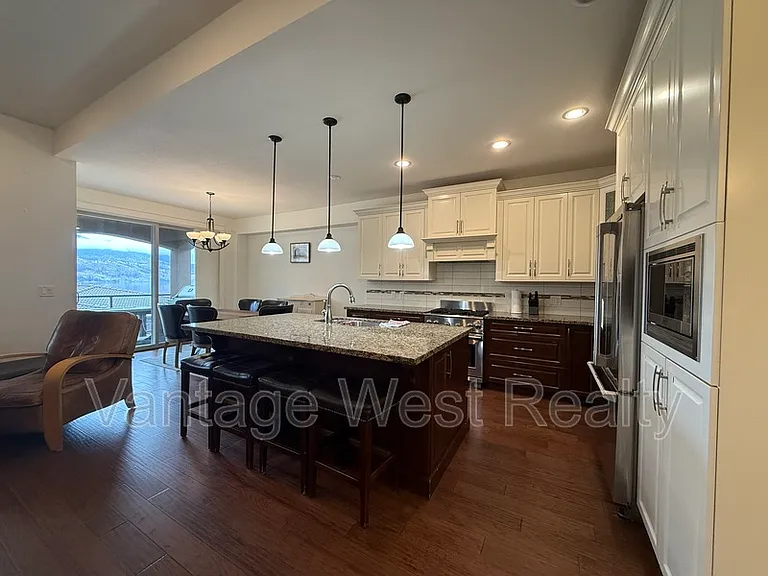 1588 Marina Way — Photo 22