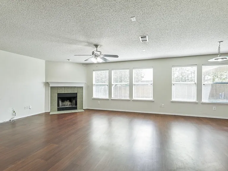 3720 Bandera Ranch Rd — Photo 7