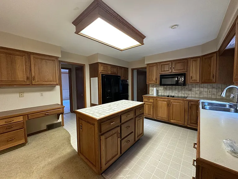 486 Ashton Ct SE — Photo 8