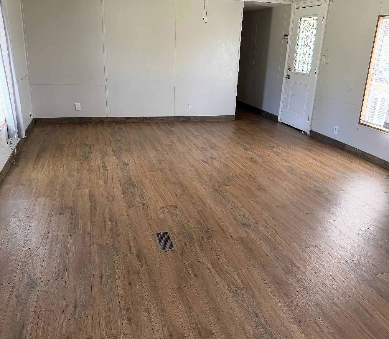 3 bed, 1216 sqft, $1,200 — Photo 3