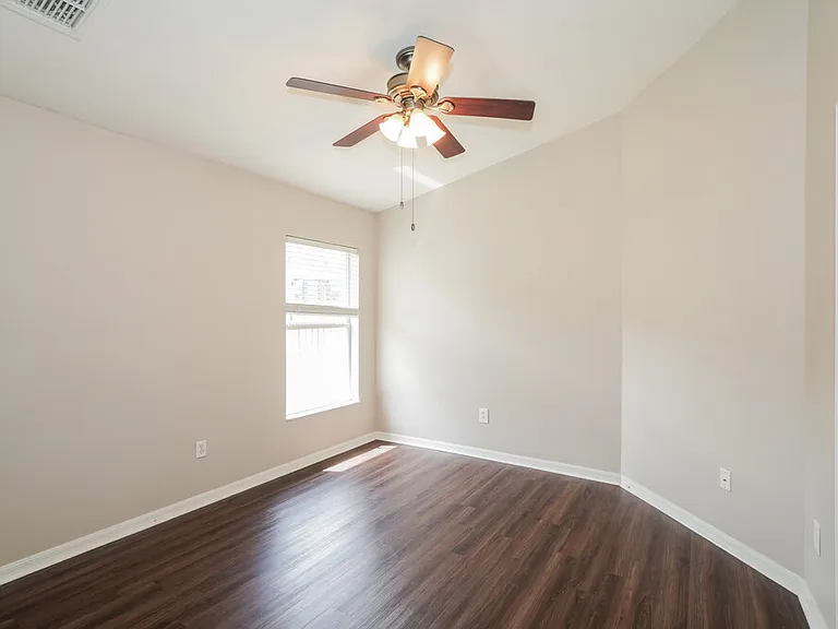 18114 Cypress Bay Pkwy — Photo 11