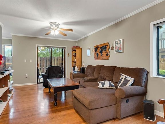 4th image of 2649 Crown Ct #2649