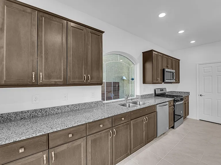 6142 Kelson Creek Ct — Photo 11