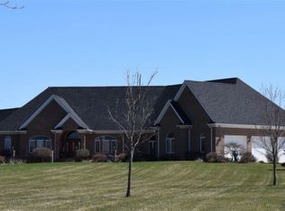 75700 Romeo Plank Rd, Armada, MI 48005