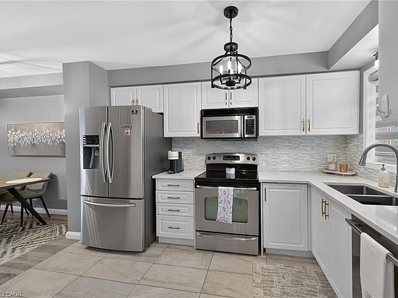 5th image of 1328 Upper Sherman Ave #17