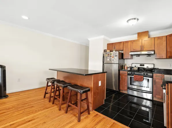 42-19 214th Place image 11 of 44