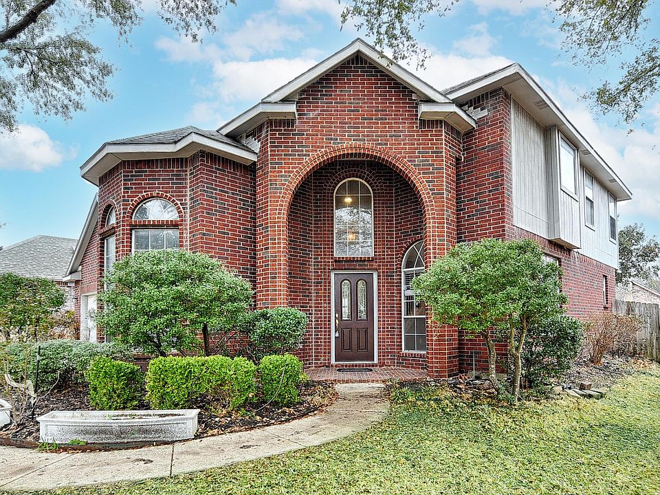 1st image of 2209 London Dr