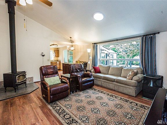 Enjoy the wood burning stove while kicking back with the loved ones.